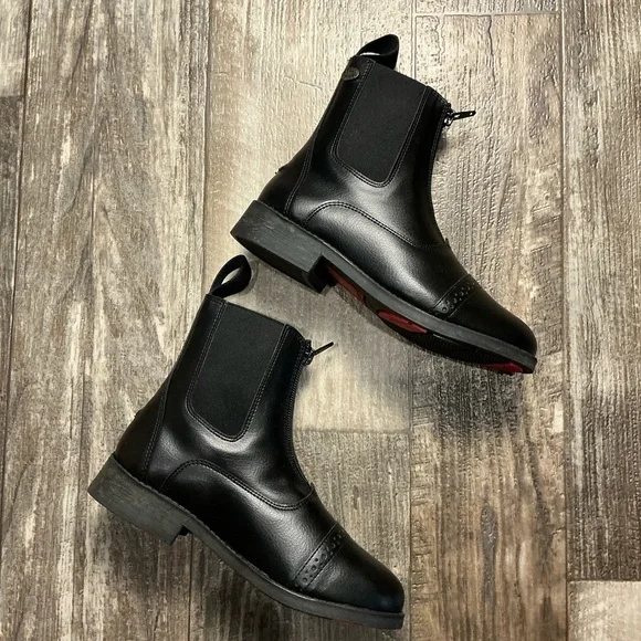 Stylish Black Kids Rain Boots Size 3 - Picture 5 of 12